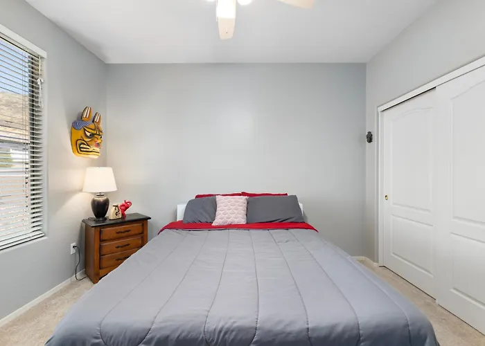 Retreat W Pool, Hot Tub And Trail Access Phoenix