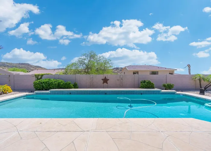 Retreat W Pool, Hot Tub And Trail Access Holiday home *